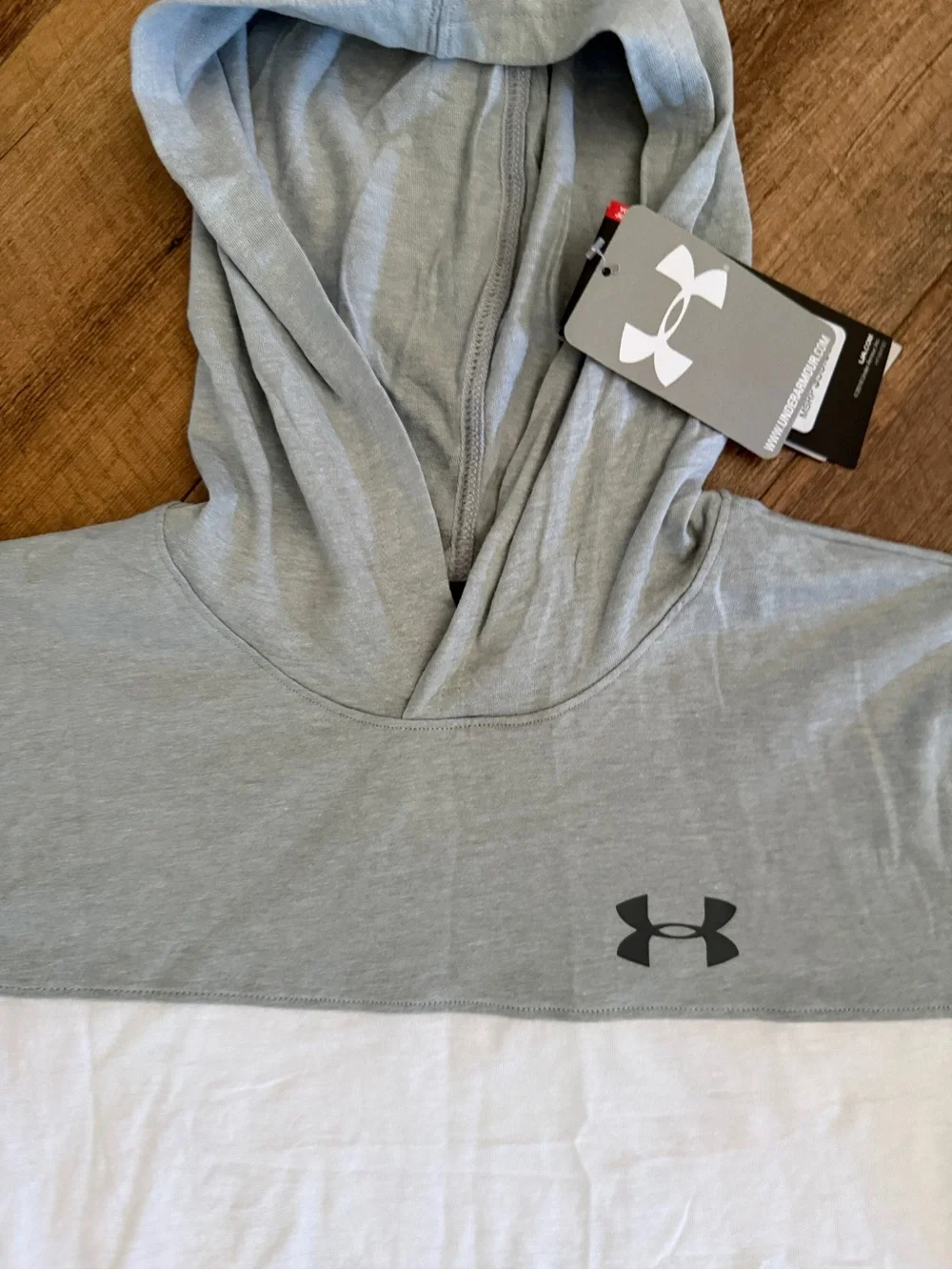 Under Armour Two-Tone Grey & White Short-Sleeve Hooded Top